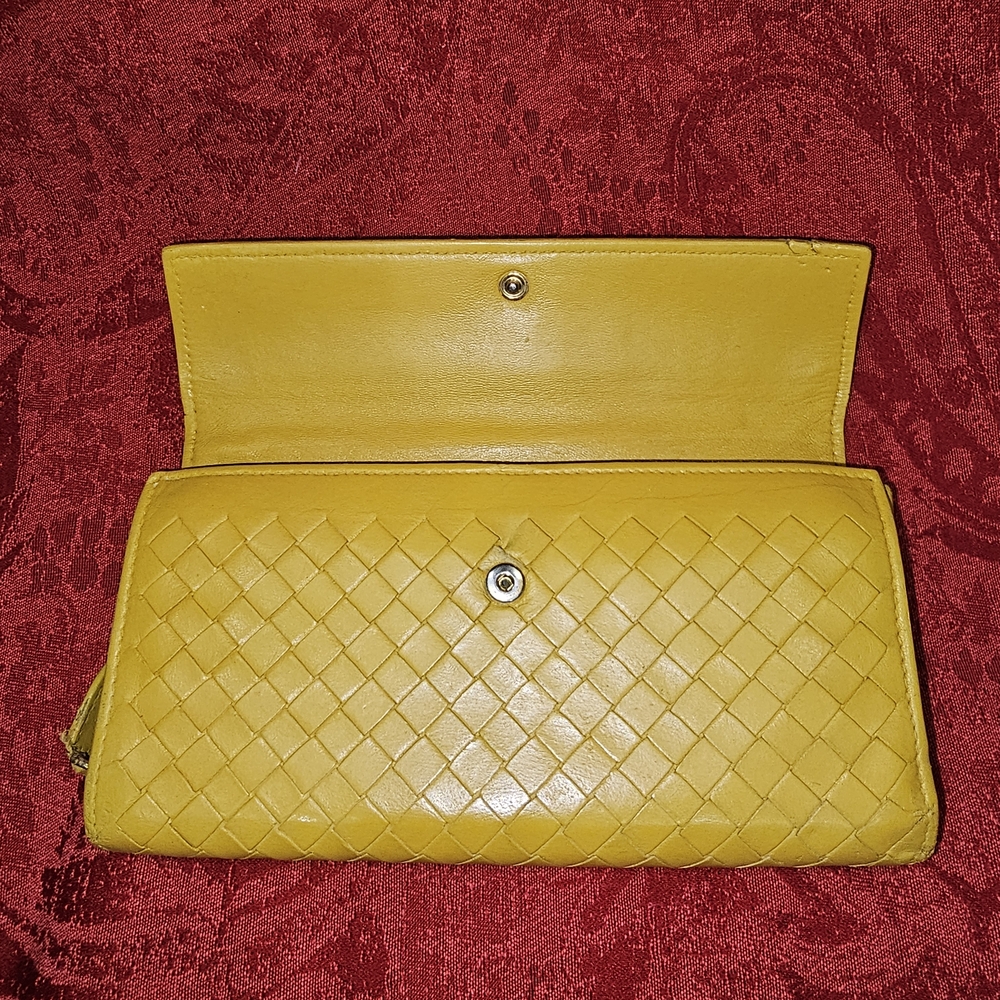 Bottega Veneta Yellow Woven Leather Clutch Continental Wallet - Picture 9 of 15